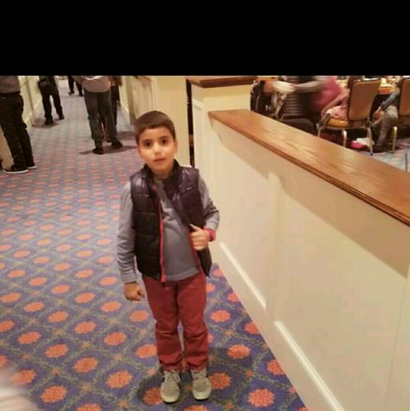 Meet your Posher, Naima - Picture 1 of 1